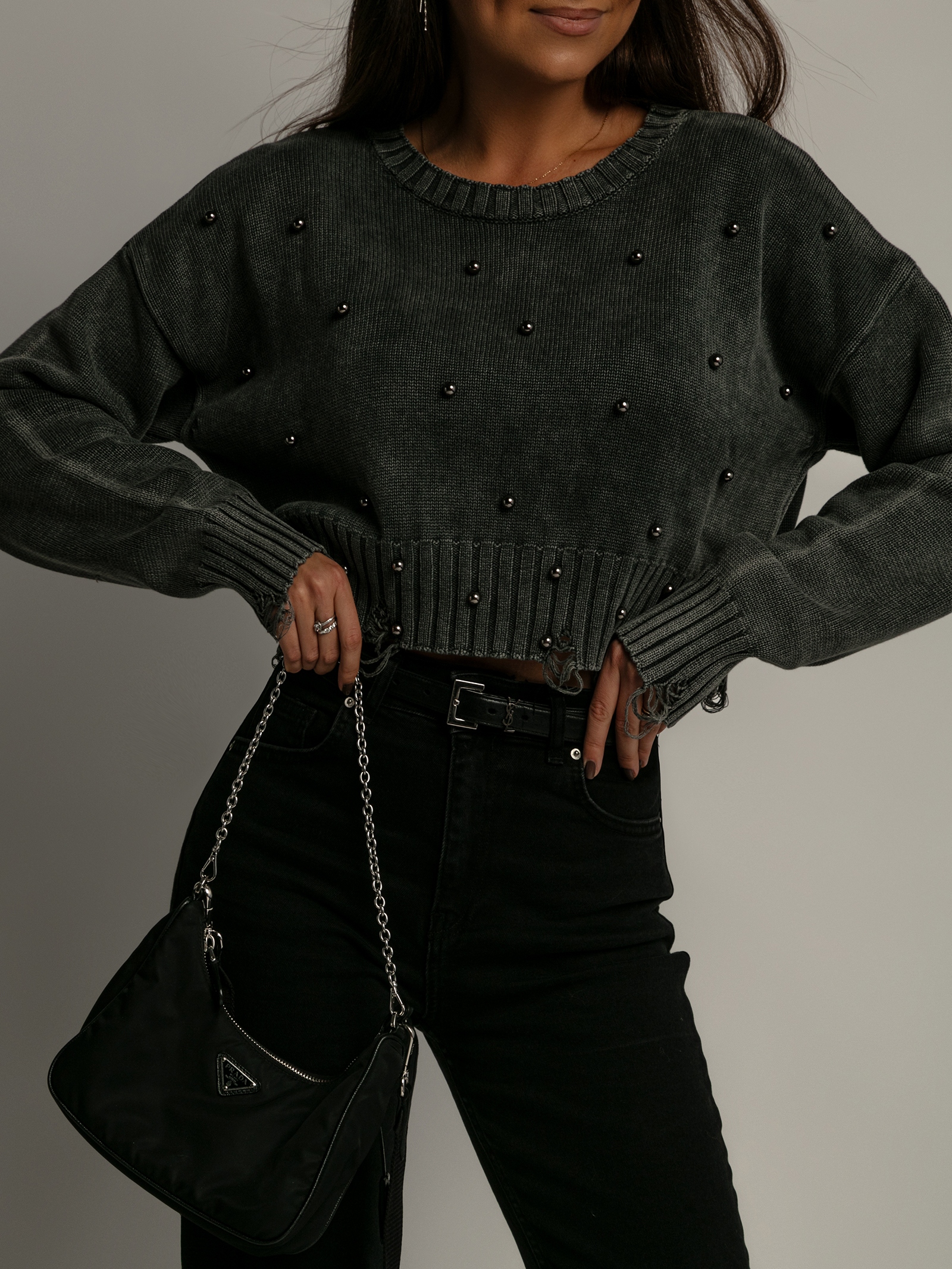 Sweter z perłami Dergod szary