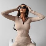 Komplet dopasowany elastyczny TULA OLAVOGA beżowy