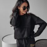 Sweter oversize logowany YUKIO OLAVOGA czarny