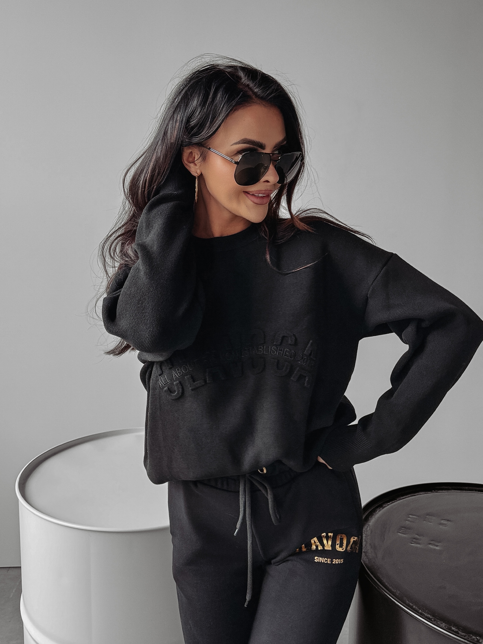 Sweter oversize logowany YUKIO OLAVOGA czarny