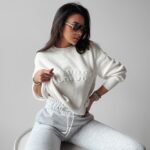 Sweter oversize logowany YUKIO OLAVOGA ecru