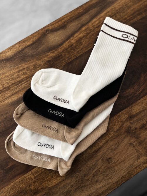 Skarpetki damskie za kostkę DAGITI OLAVOGA ecru-brąz