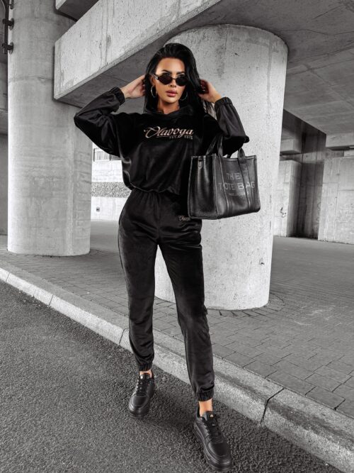 Dres damski welurowy VERA OLAVOGA czarny