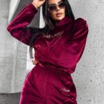 Dres damski welurowy VERA OLAVOGA bordowy