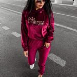 Dres damski welurowy VERA OLAVOGA bordowy