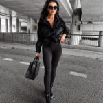 Kurtka damska z futerkiem STAR OLAVOGA czarna