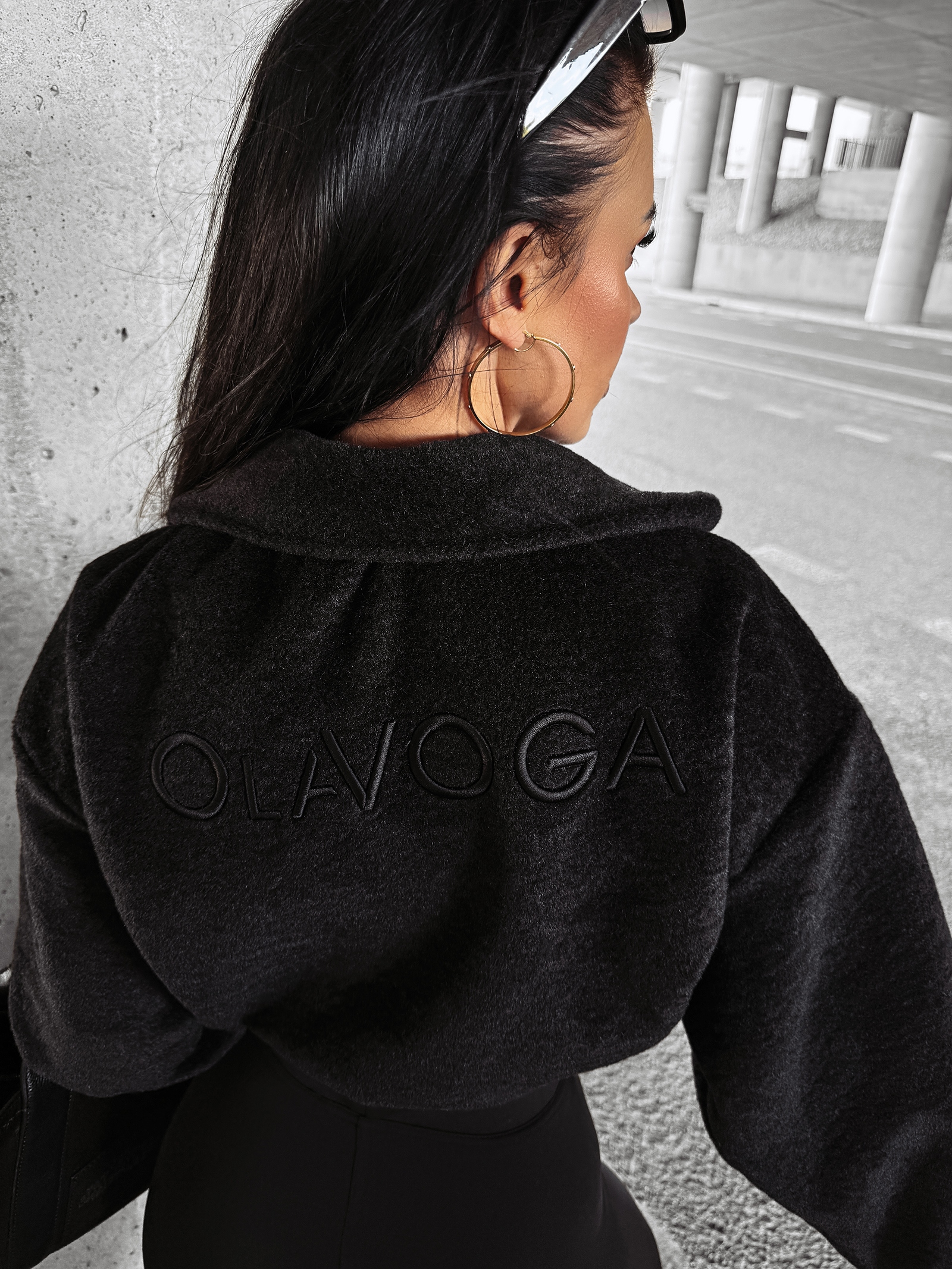 Kurtka damska z futerkiem STAR OLAVOGA czarna