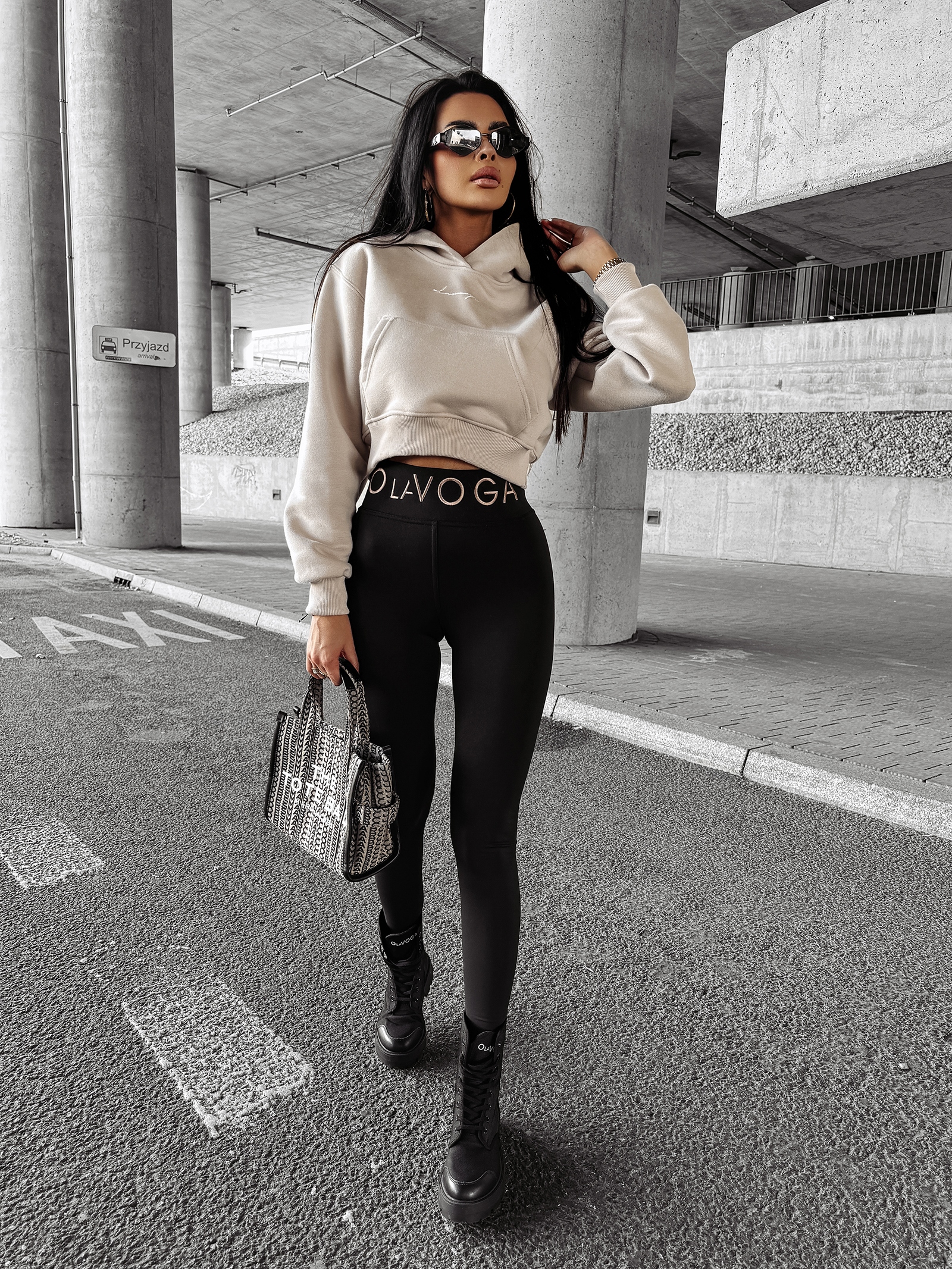 Bluza z kapturem PIANCA OLAVOGA beżowa Bluza z kapturem PIANCA OLAVOGA beżowa