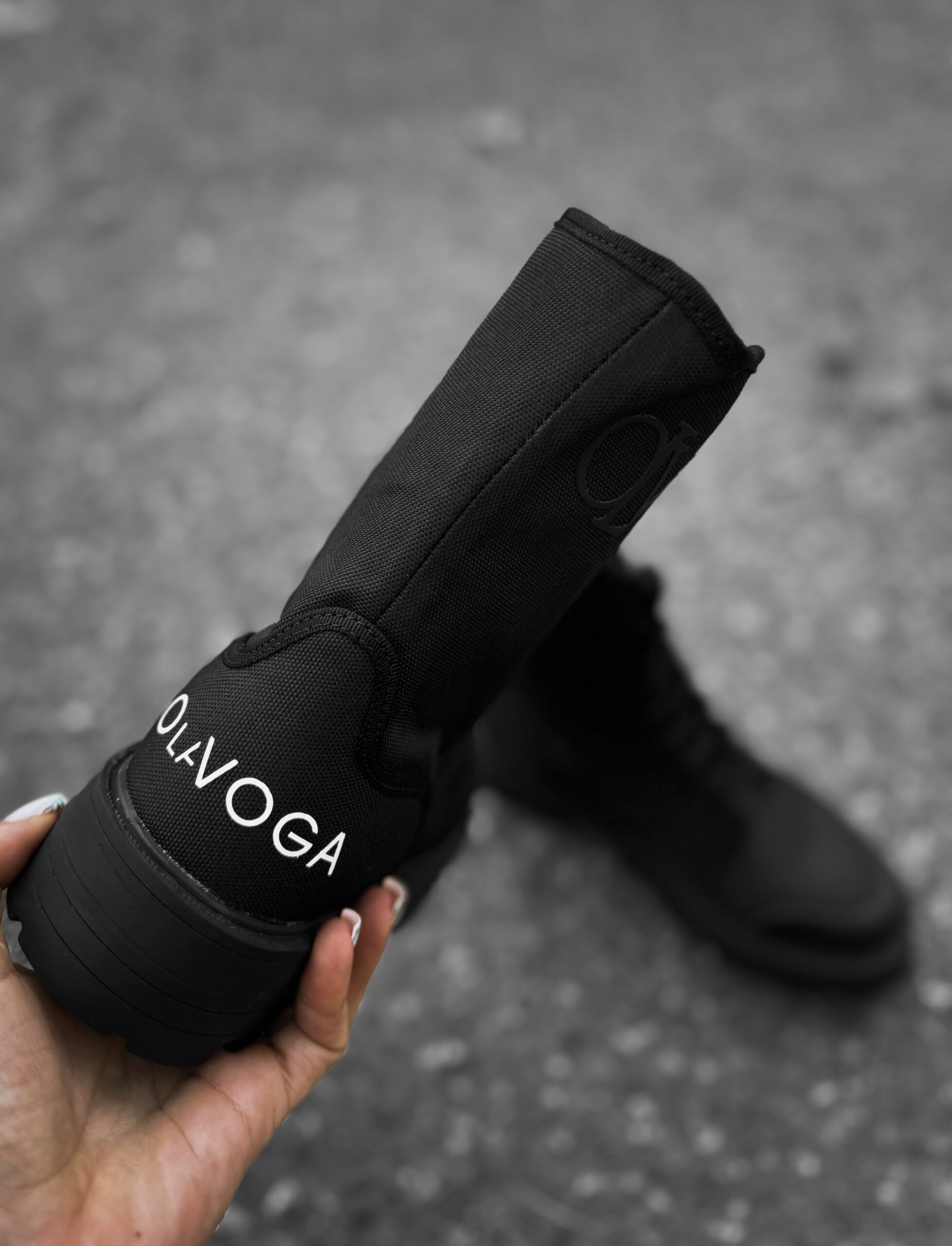 Workery damskie wiązane PASSION OLAVOGA czarne