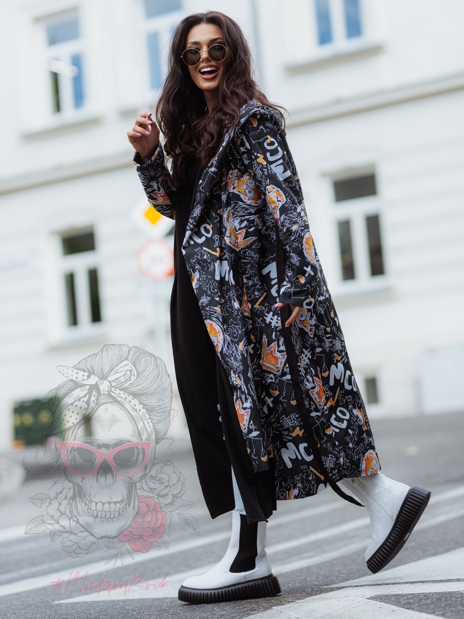 Lekki płaszcz w czaszki Moderni czarny