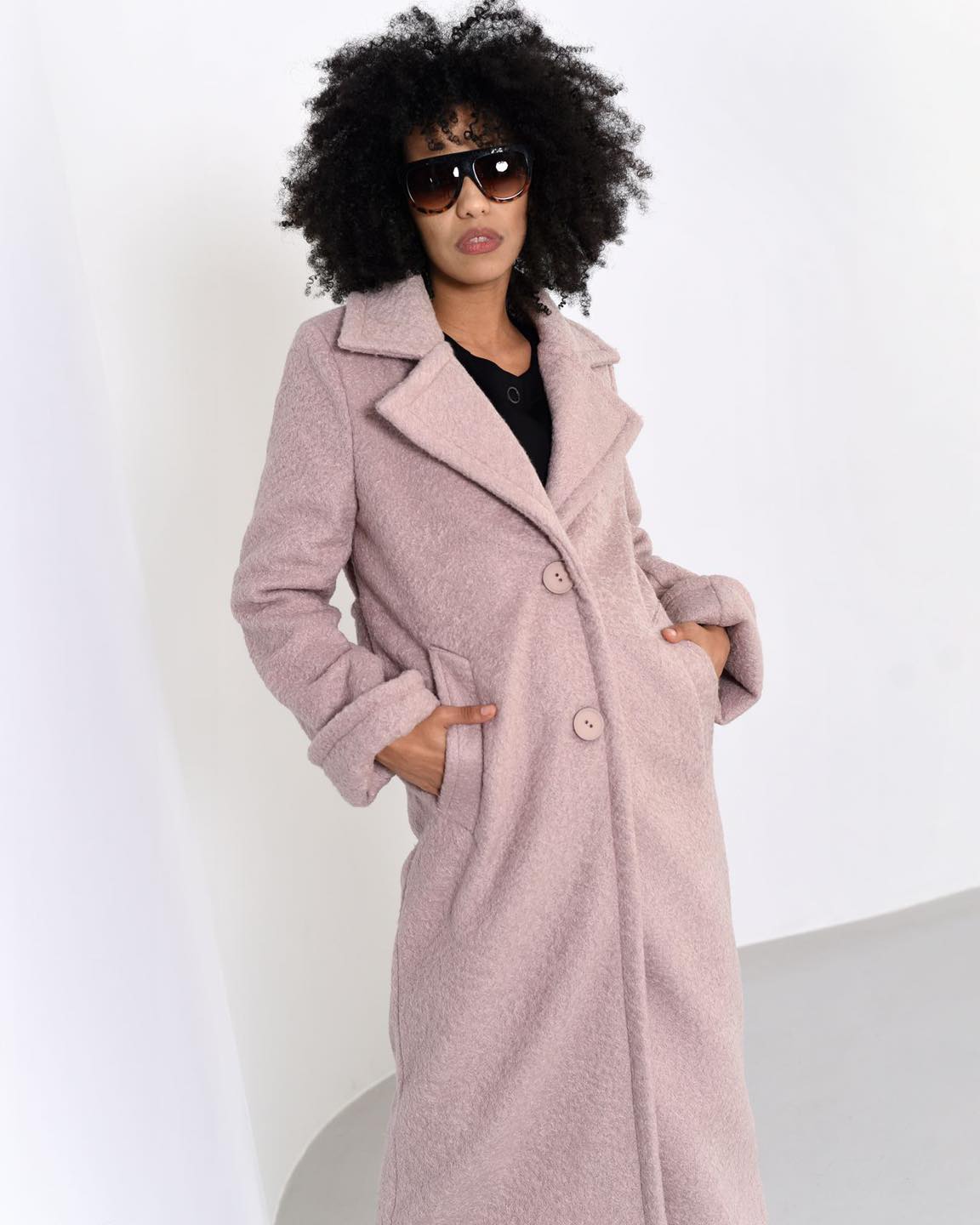 Płaszcz z baranka MC DOLLY pudrowy