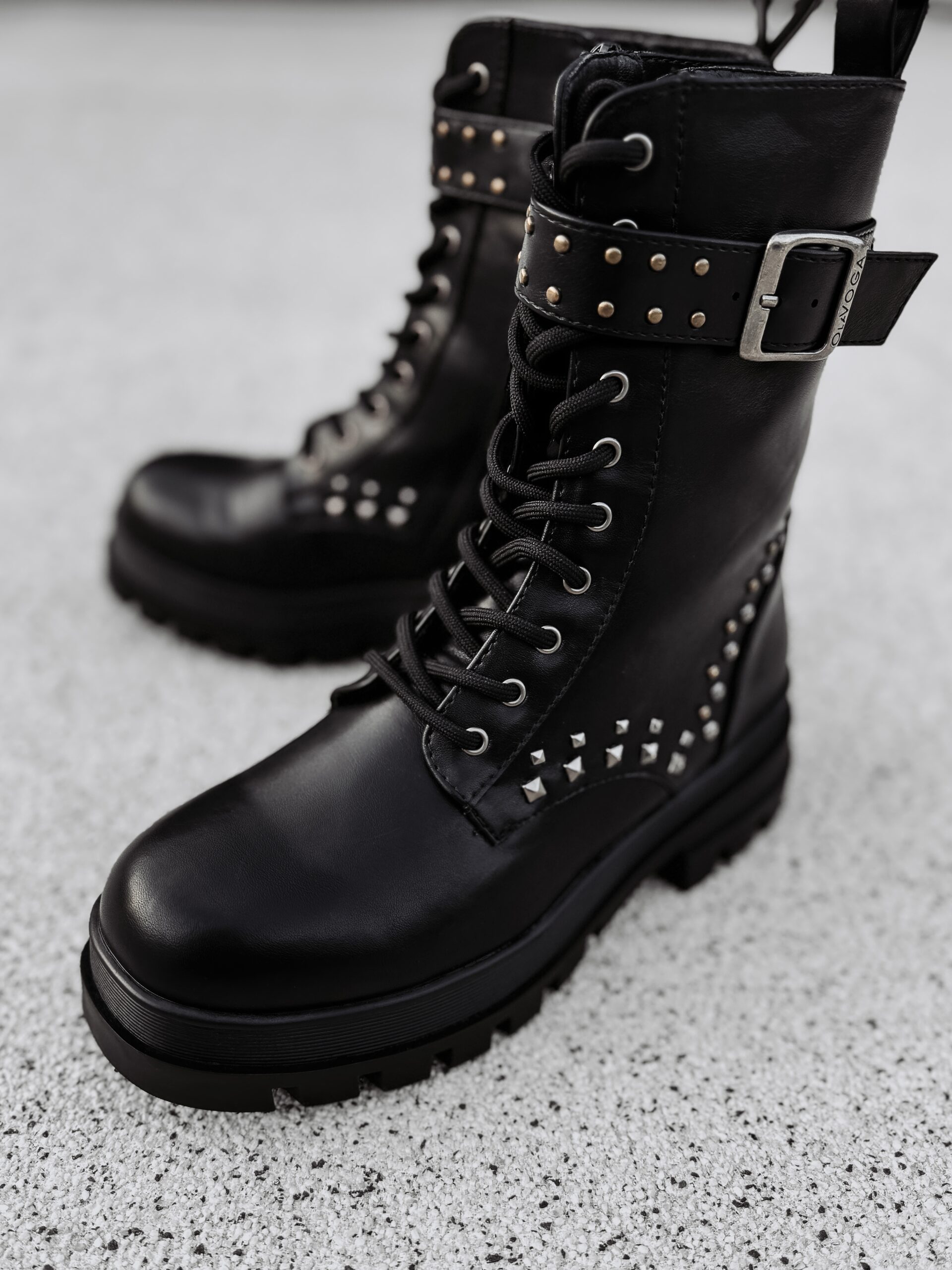 PRZEDSPRZEDAŻ Workery damskie MANNER OLAVOGA czarne