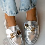 Mokasyny Madam Bobi srebrne