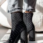 Botki na słupku Madam Kodzo czarne