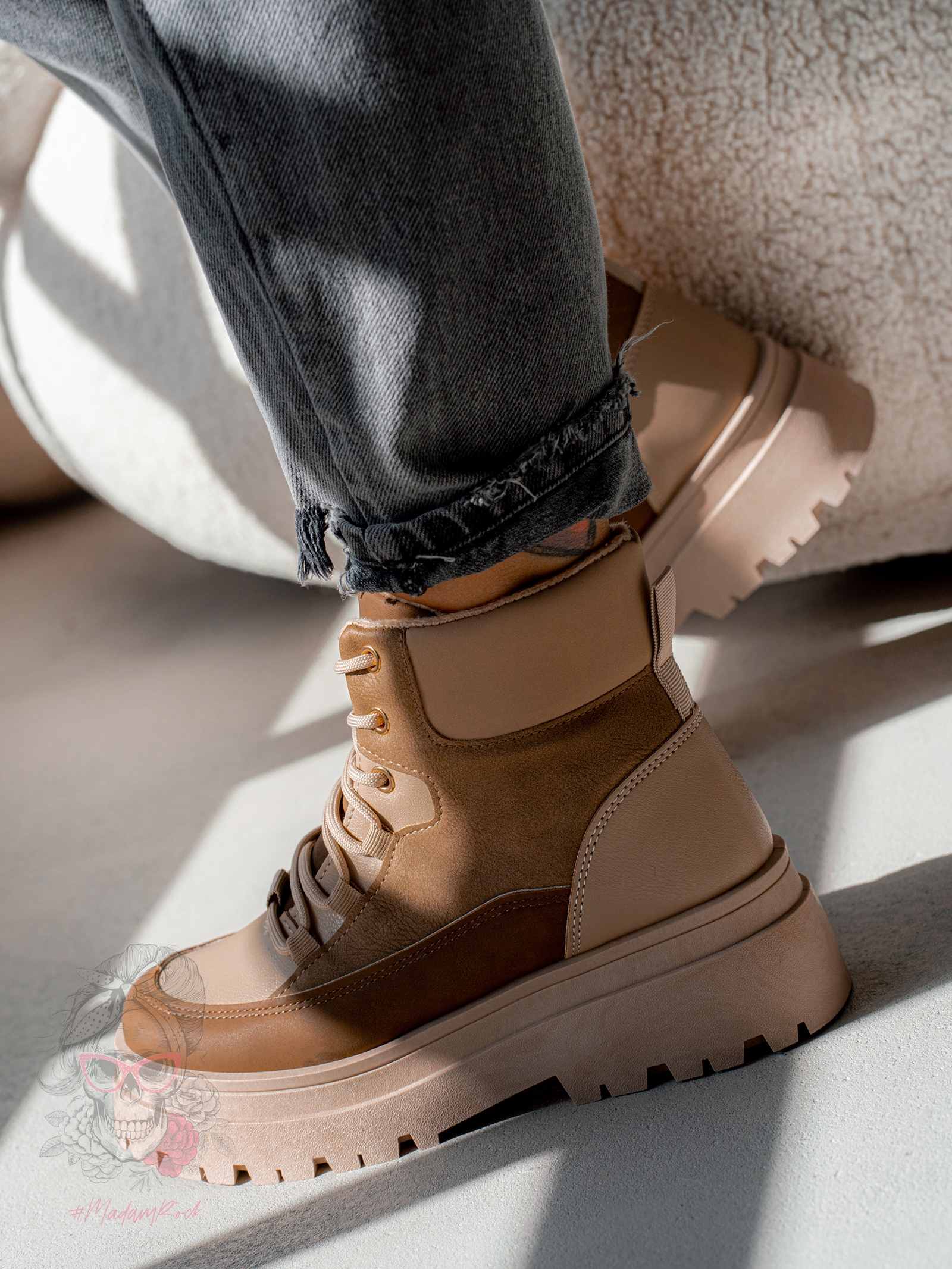 Botki trapery Madam Plum beżowe