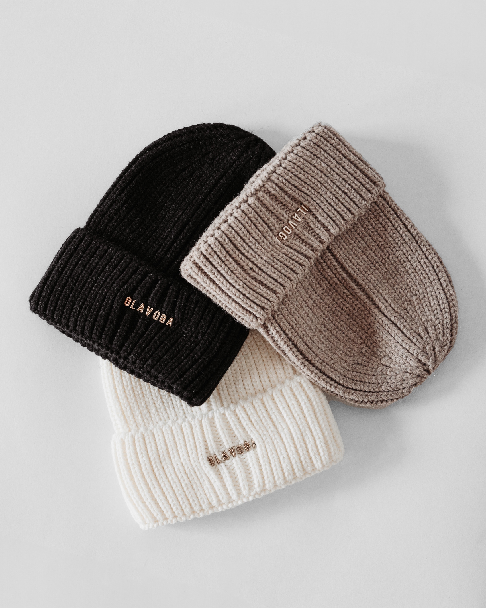 Czapka beanie prążkowana Cyndi Ola Voga beżowa