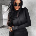 Bluzka dopasowana PLITO OLAVOGA czarna