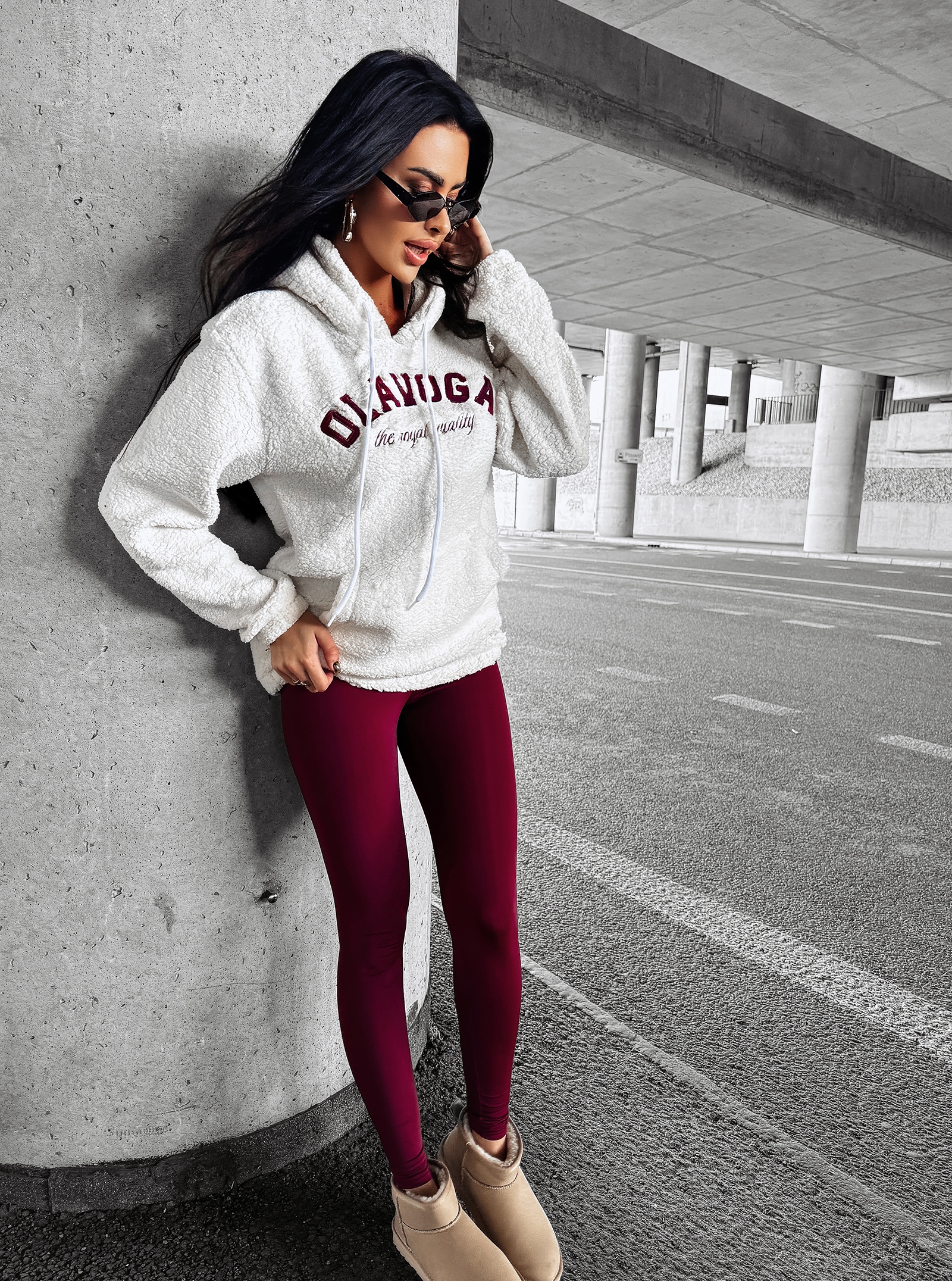 Bluza hoodie SAGADA OLAVOGA ecru