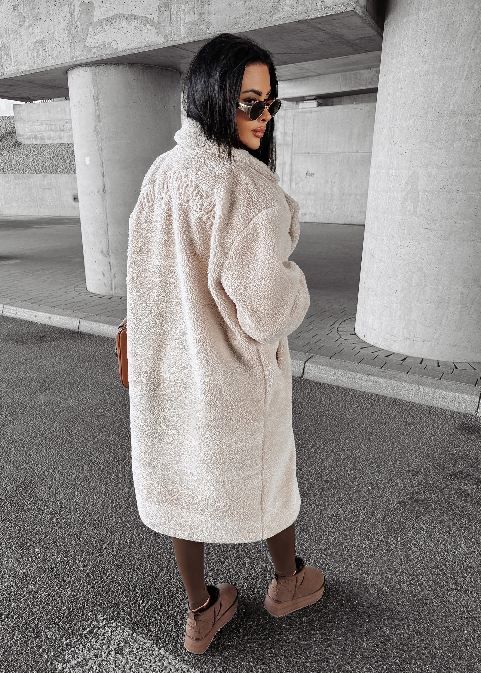 Płaszcz pluszowy SIPI OLAVOGA ecru