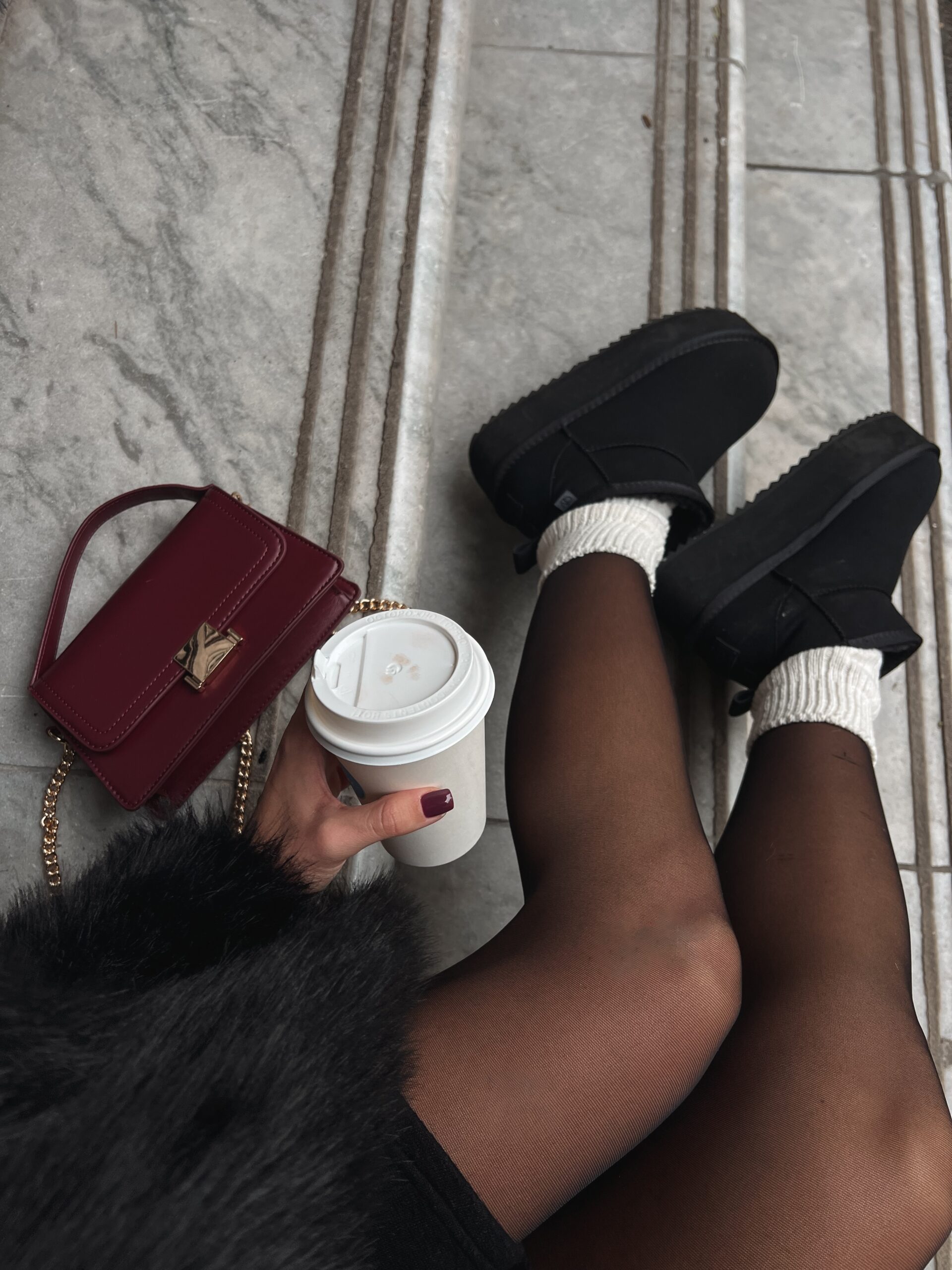 Botki śniegowce MISTIC OLAVOGA czarne