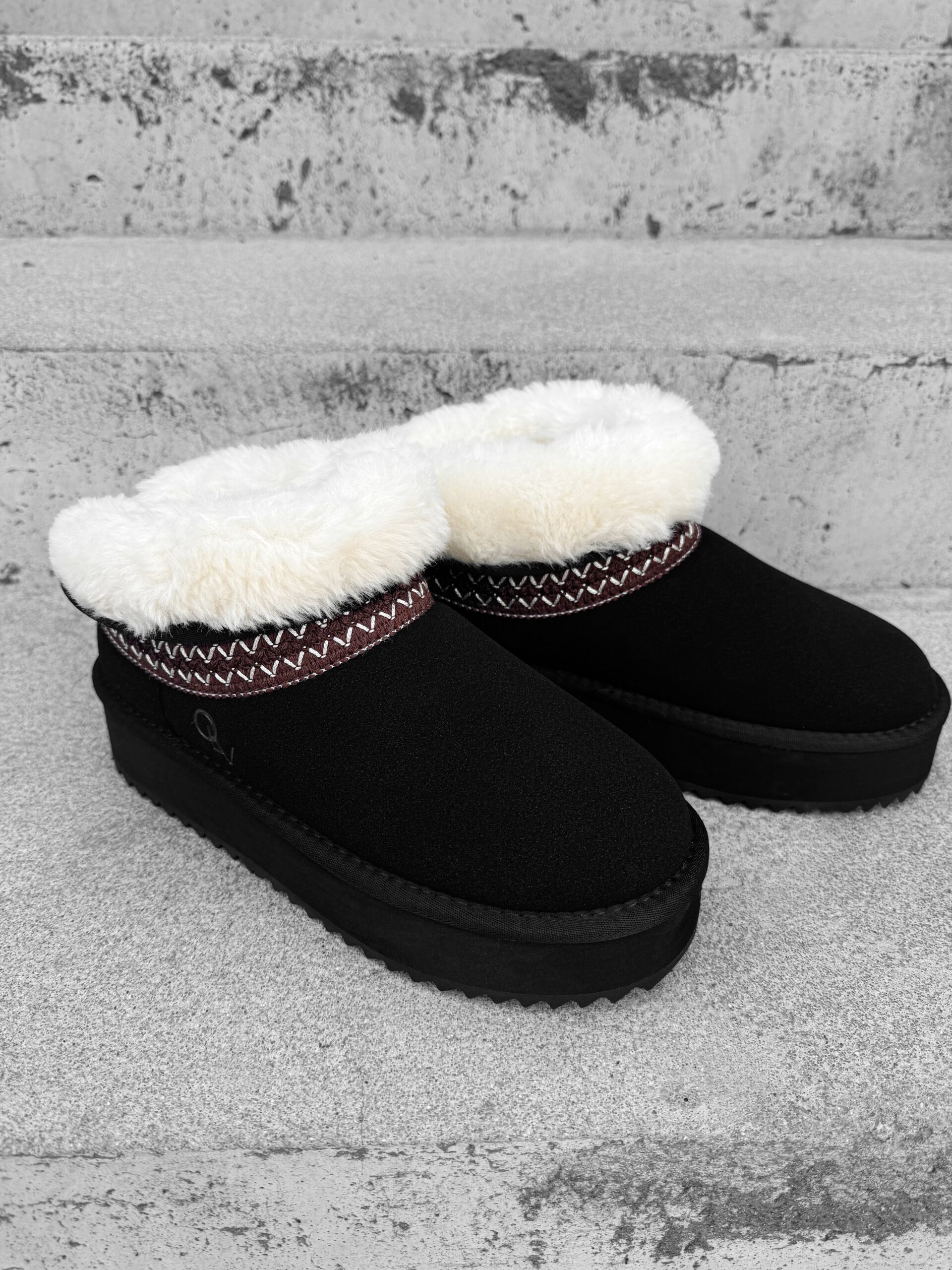 Botki śniegowce BAILA OLAVOGA czarne Botki śniegowce BAILA OLAVOGA czarne