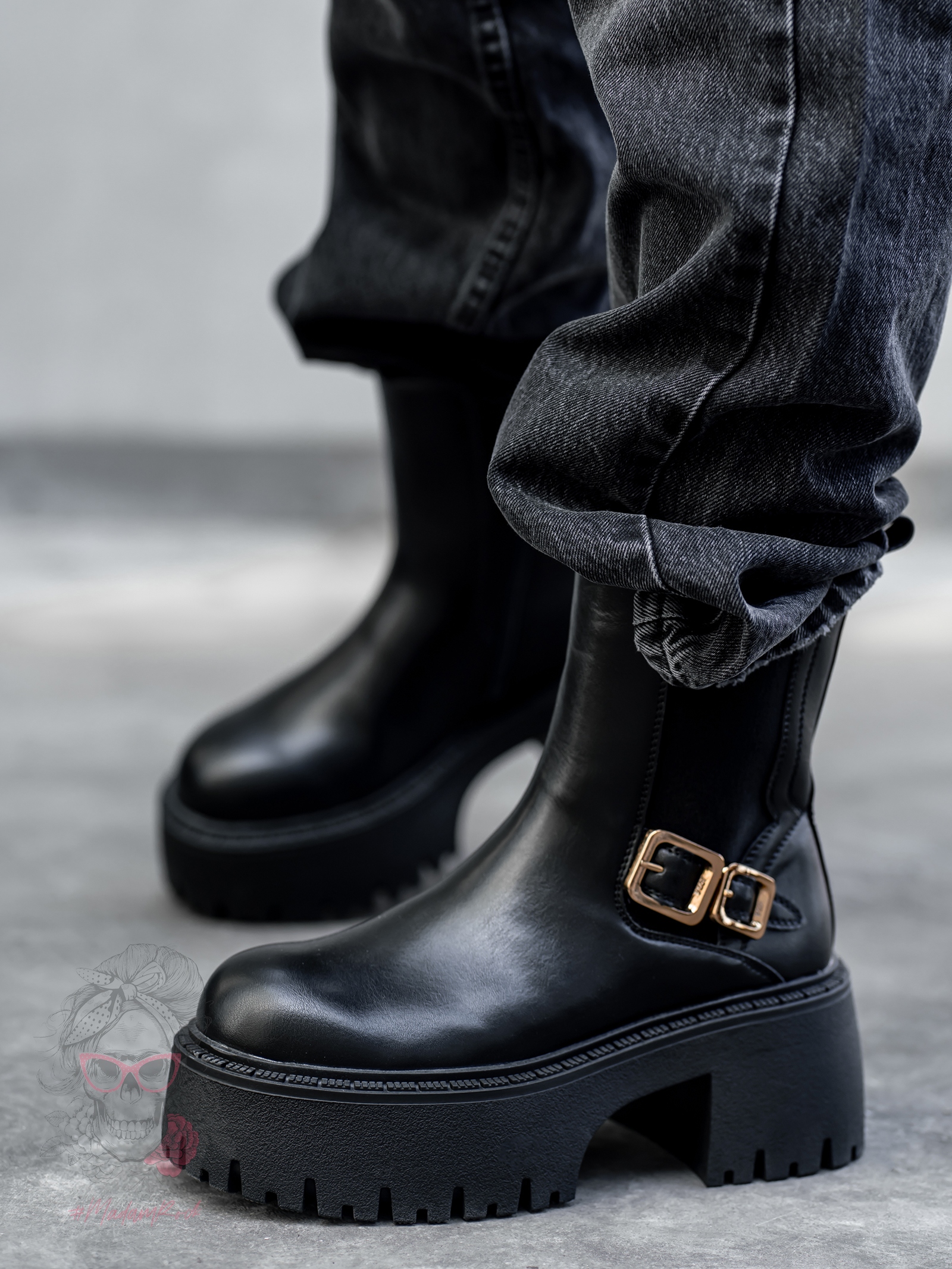 Botki na grubej podeszwie Rock Risson czarne