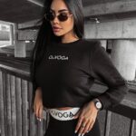 Bluza dopasowana ILINOIS OLAVOGA czarna