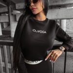 Bluza dopasowana ILINOIS OLAVOGA czarna