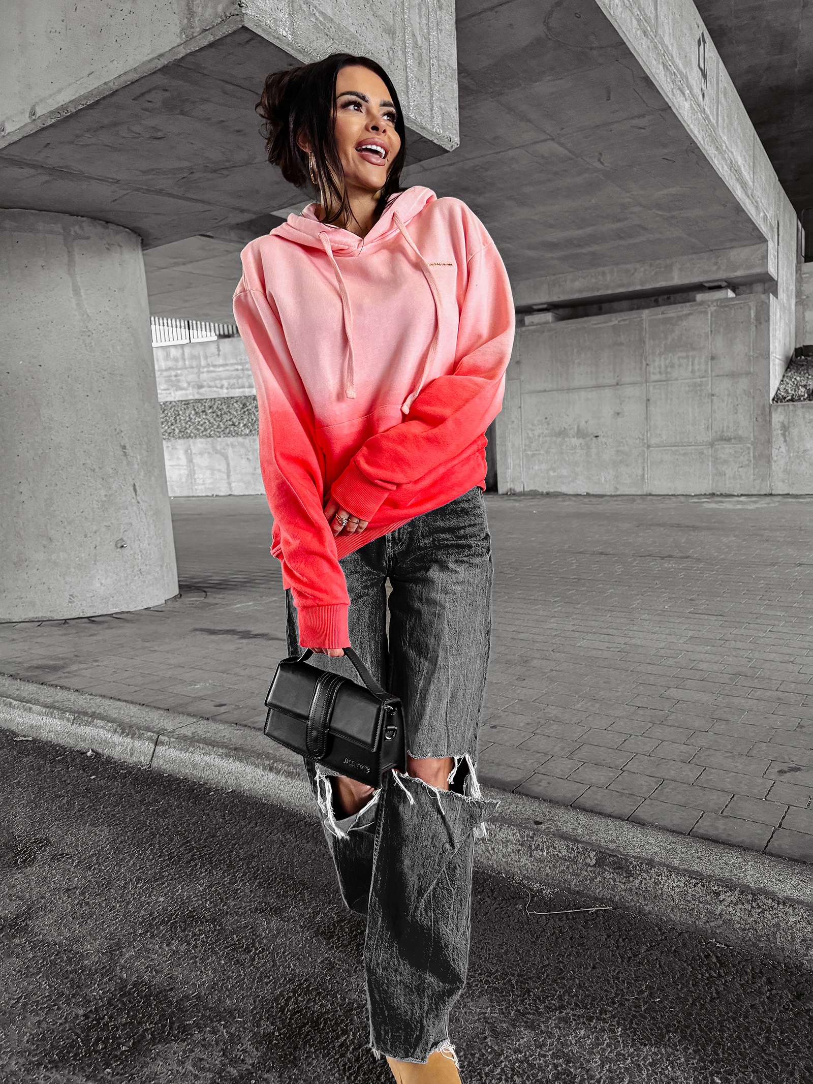 Bluza ombre FADE OLAVOGA brzoskwiniowa Bluza ombre FADE OLAVOGA brzoskwiniowa