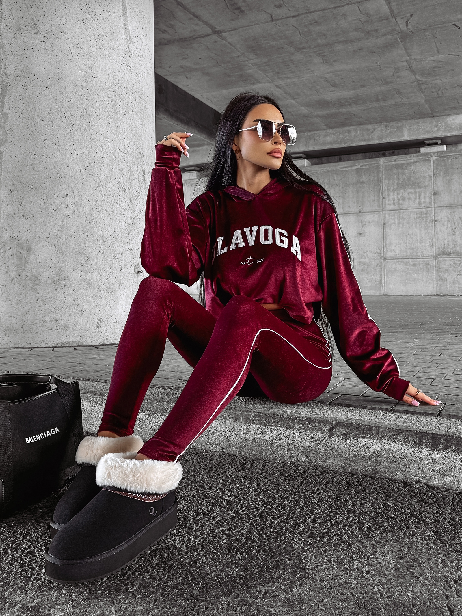 Komplet welurowy HANA OLAVOGA bordowy