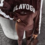 Komplet welurowy HANA OLAVOGA brązowy