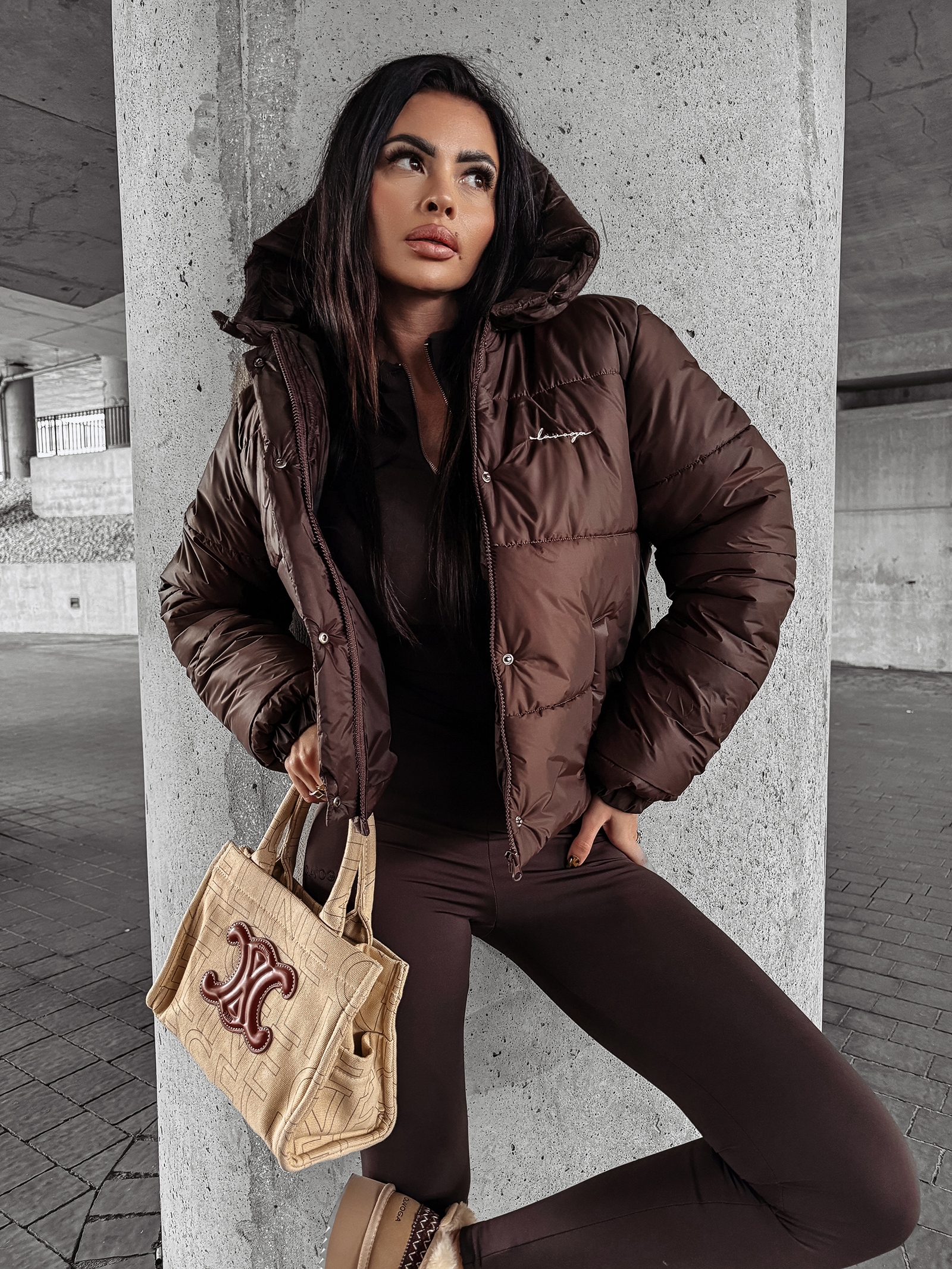 Kurtka pikowana WESTIA OLAVOGA brązowa Kurtka pikowana WESTIA OLAVOGA brązowa