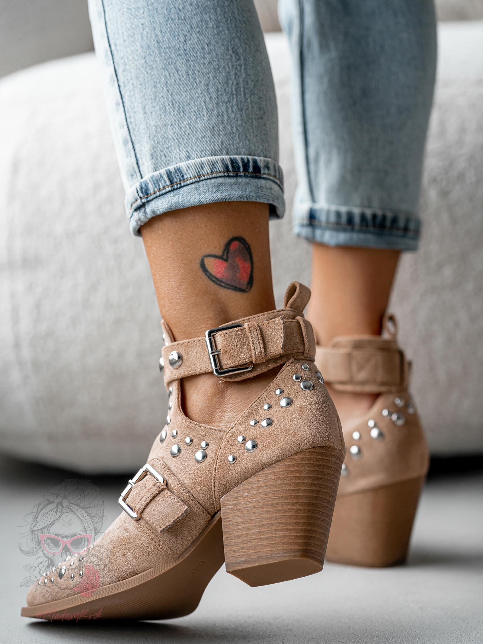 Botki z wycięciami Madam Final beżowe Botki z wycięciami Madam Final beżowe