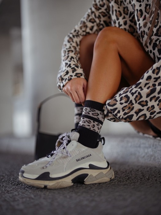 Skarpetki długie w panterkę czarne Skarpetki długie w panterkę czarne