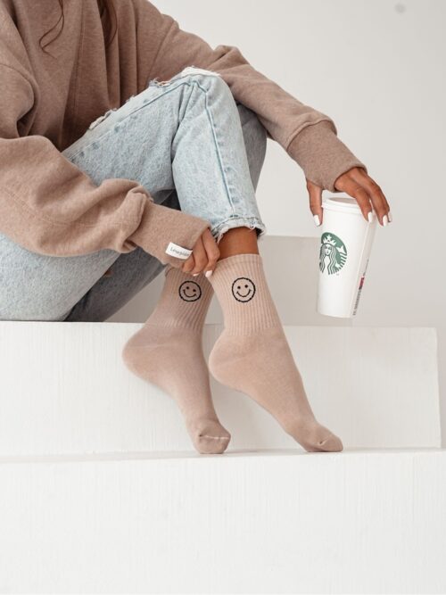 Skarpetki damskie z nadrukiem z emoji SMILE beżowe
