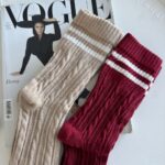 Skarpetki plecione w warkocz beżowe