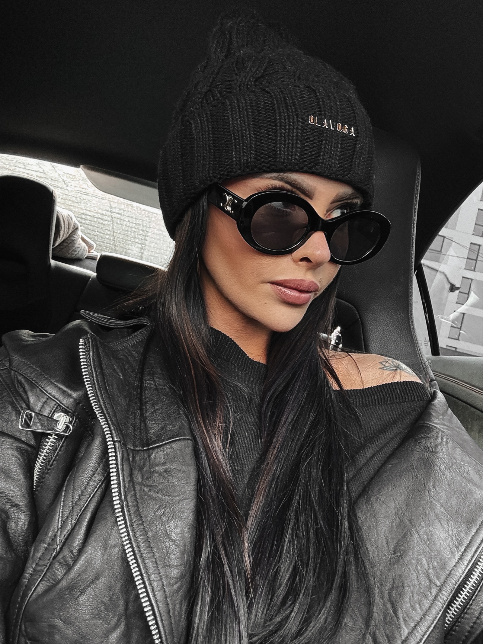 Czapka damska zimowa GAMBI OLAVOGA czarna