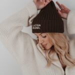 Czapka klasyczna z haftem Ola Voga Original brązowa