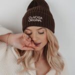 Czapka klasyczna z haftem Ola Voga Original brązowa