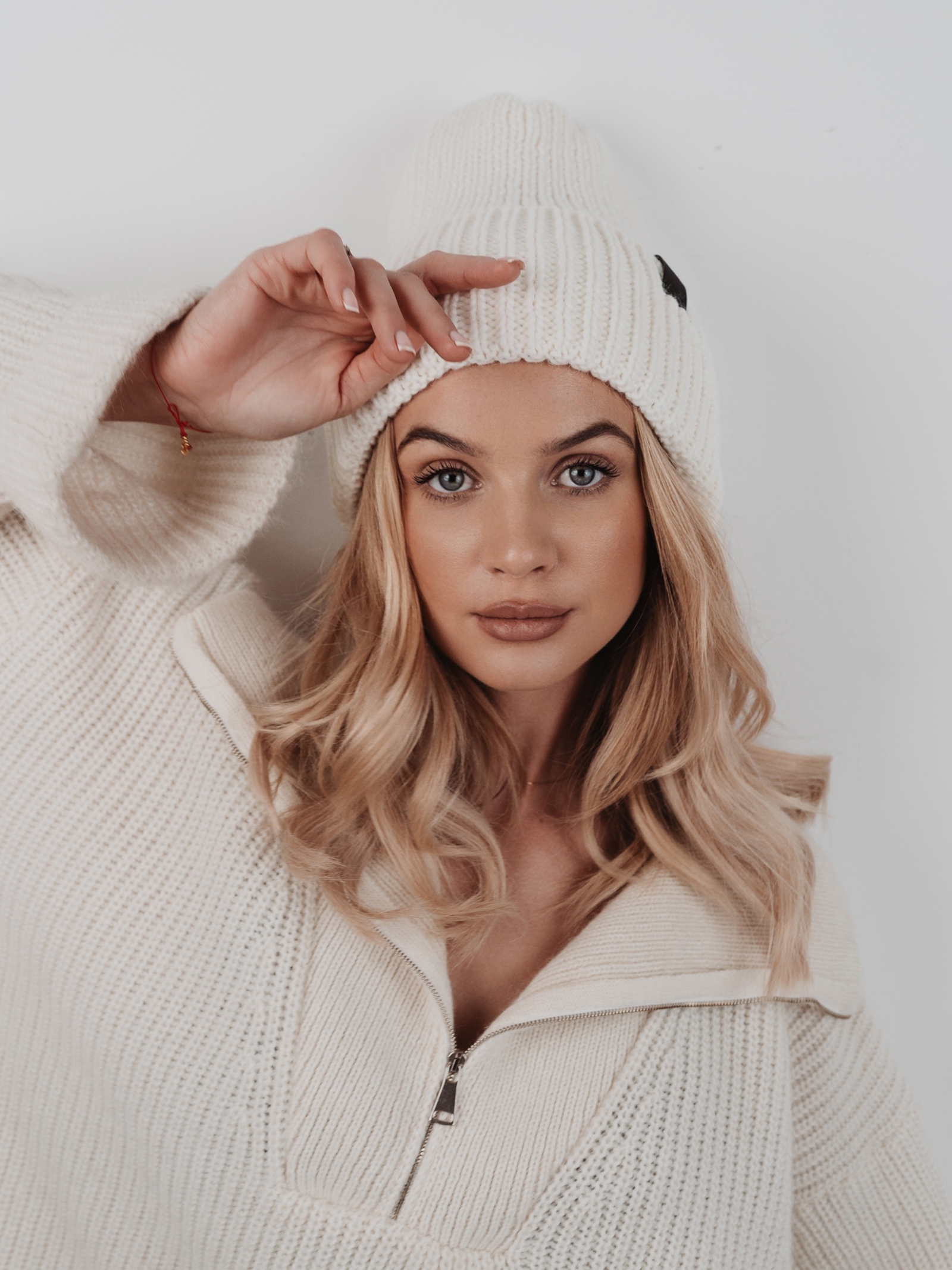 Czapka wywijana Ola Voga Warm Autumn ecru