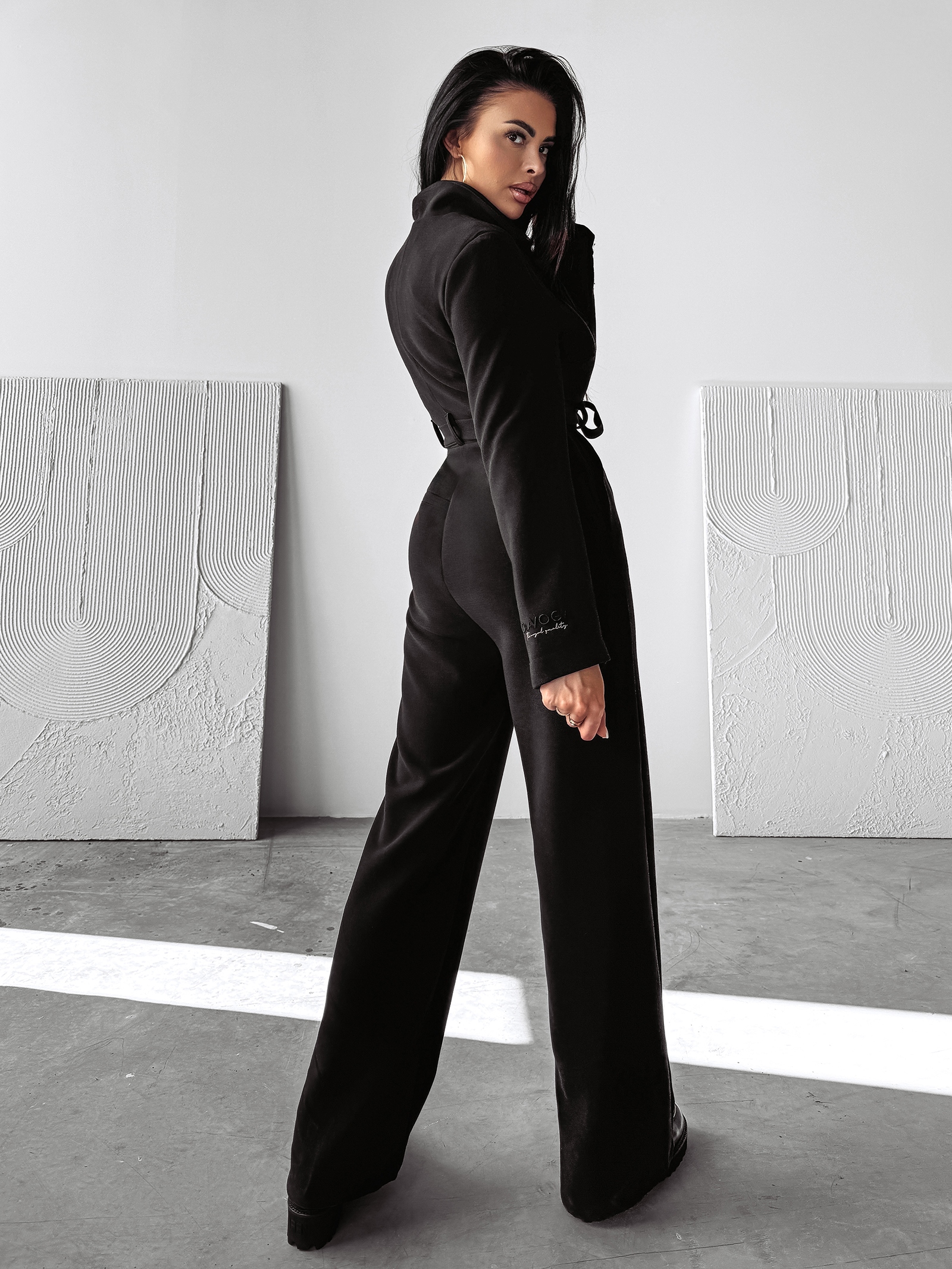 Kombinezon z szeroką nogawką PANAMA OLAVOGA czarny