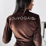 Komplet welurowy BRASKA OLAVOGA brązowy