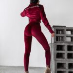 Komplet welurowy BRASKA OLAVOGA bordowy