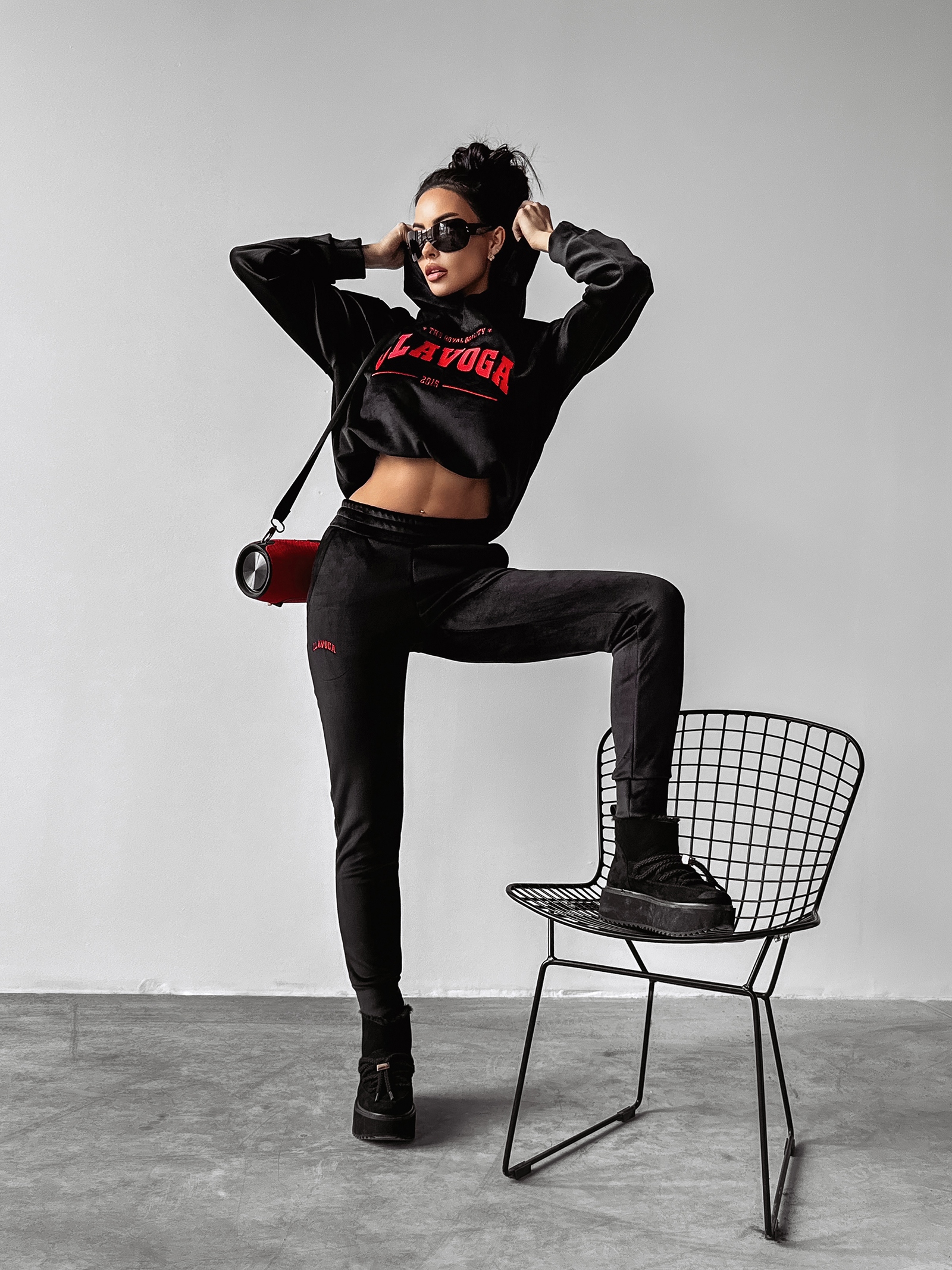 Komplet damski welurowy SAMETI OLAVOGA czarny