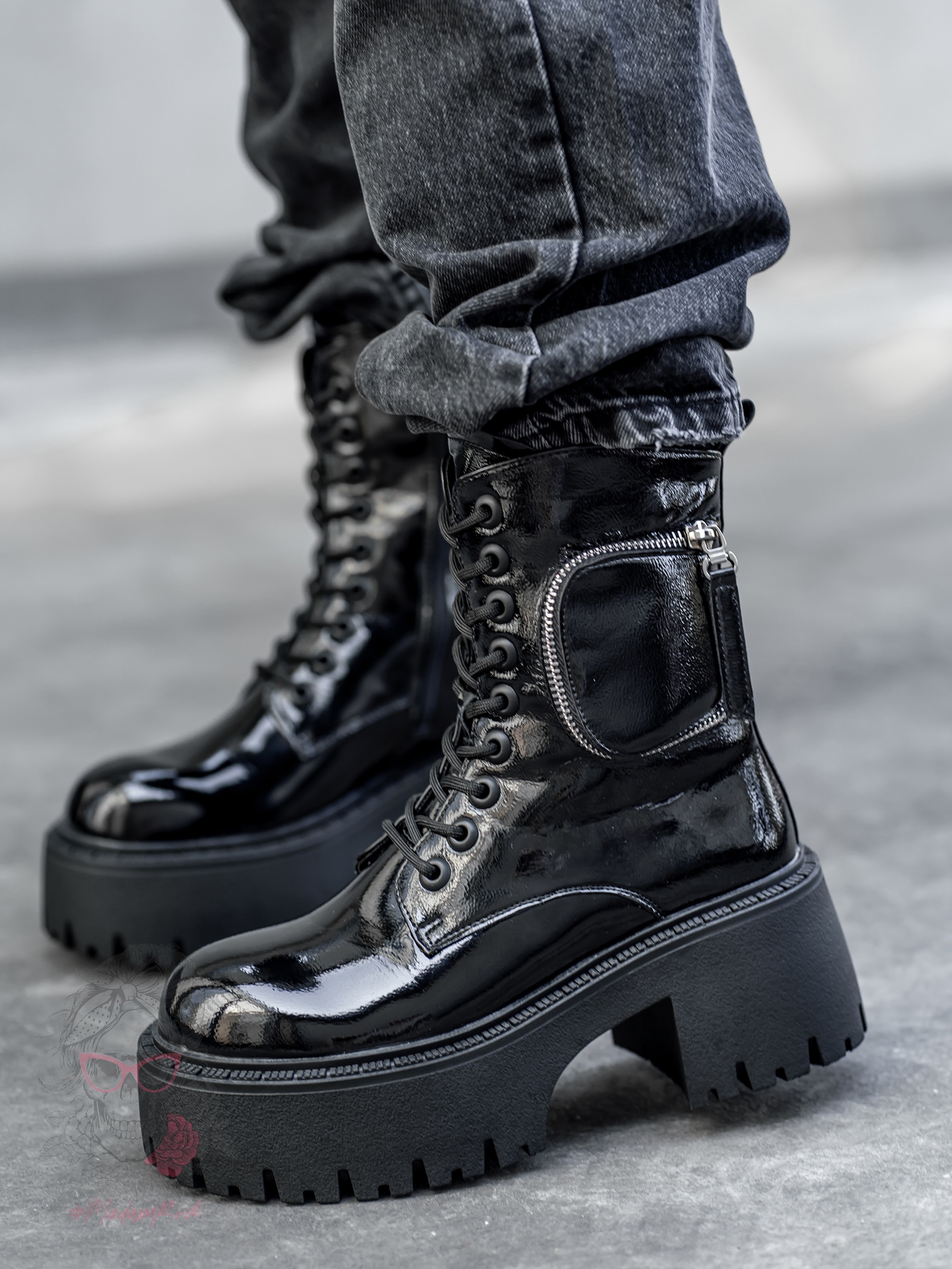 Botki lakierowane na grubej podeszwie Rock Raker czarne Botki lakierowane na grubej podeszwie Rock Raker czarne