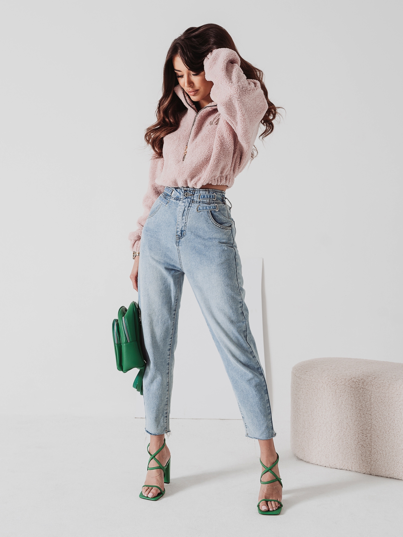 Bluza krótka Mila Ola Voga pudrowy róż Bluza krótka Mila Ola Voga pudrowy róż