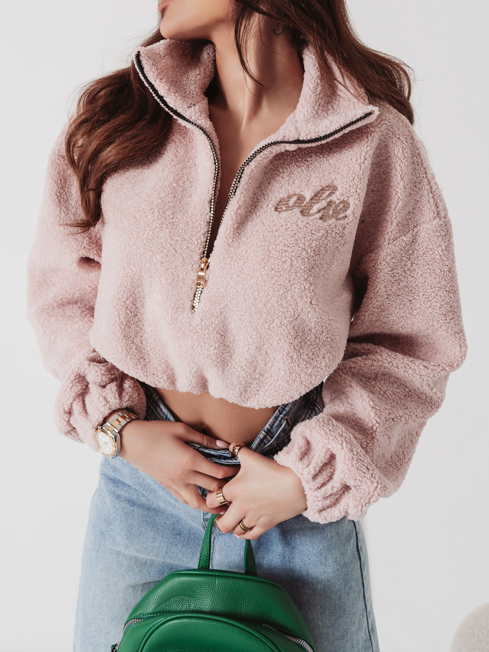 Bluza krótka Mila Ola Voga pudrowy róż Bluza krótka Mila Ola Voga pudrowy róż