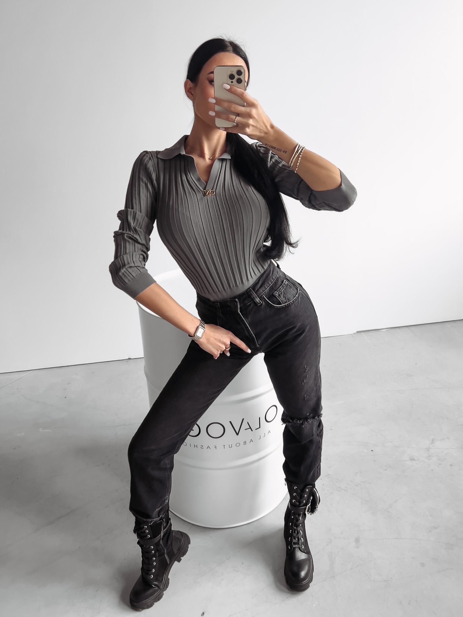 Sweterek dzianinowy Anabel Ola Voga c.szary Sweterek dzianinowy Anabel Ola Voga c.szary