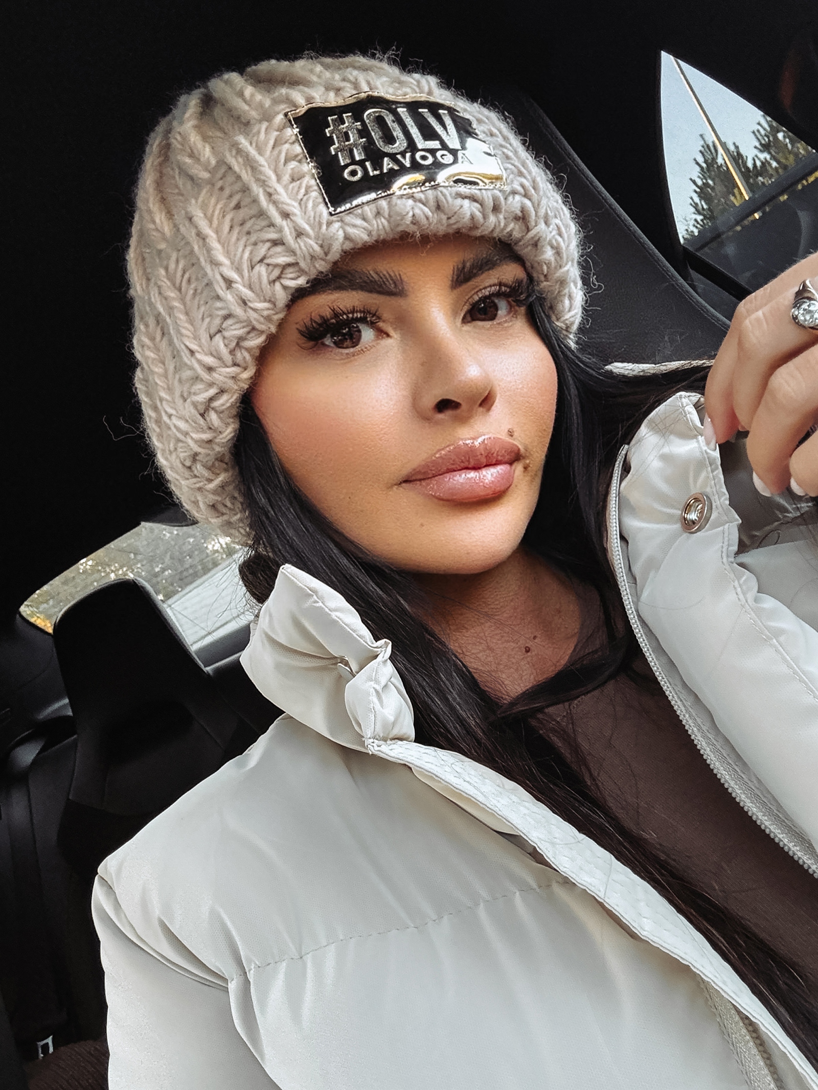 Czapka damska LILO OLAVOGA beżowa