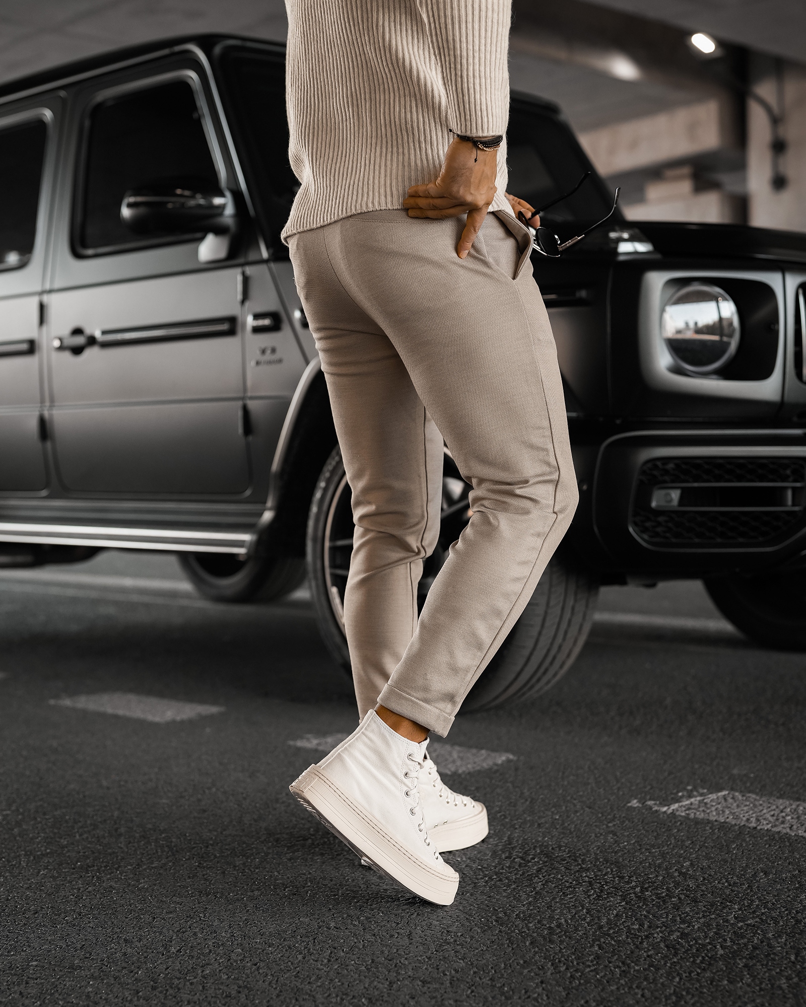 Spodnie męskie eleganckie CHASER OLAVOGA beżowe